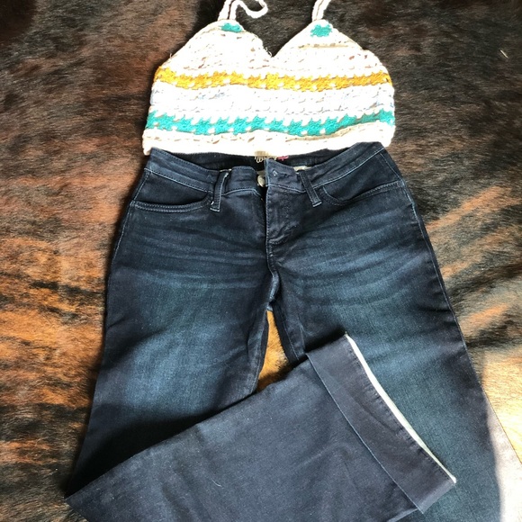 Wrangler Mae Flare - Picture 5 of 6